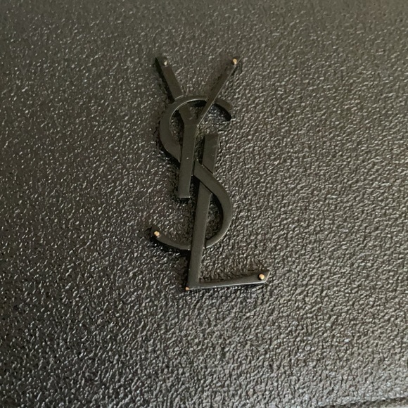 YSL Medium Kate Wallet on Chain - Picture 4 of 17